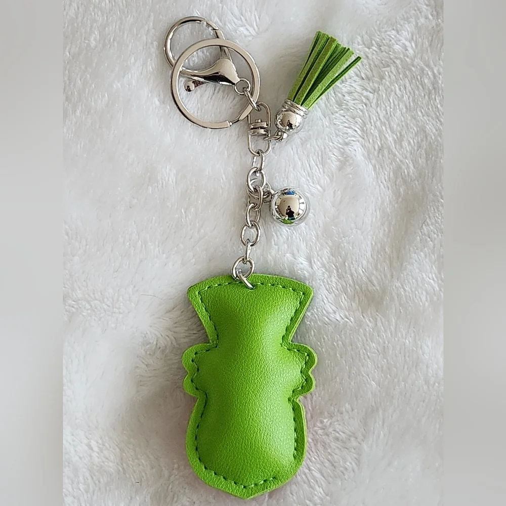 Sparkling Rhinestone Leprechaun Keychain with Green Tassel Bag Charm